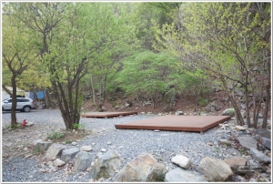 참나무숲캠핑장